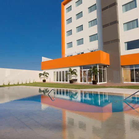 Hampton Inn & Suites By Hilton Paraíso Dış mekan fotoğraf
