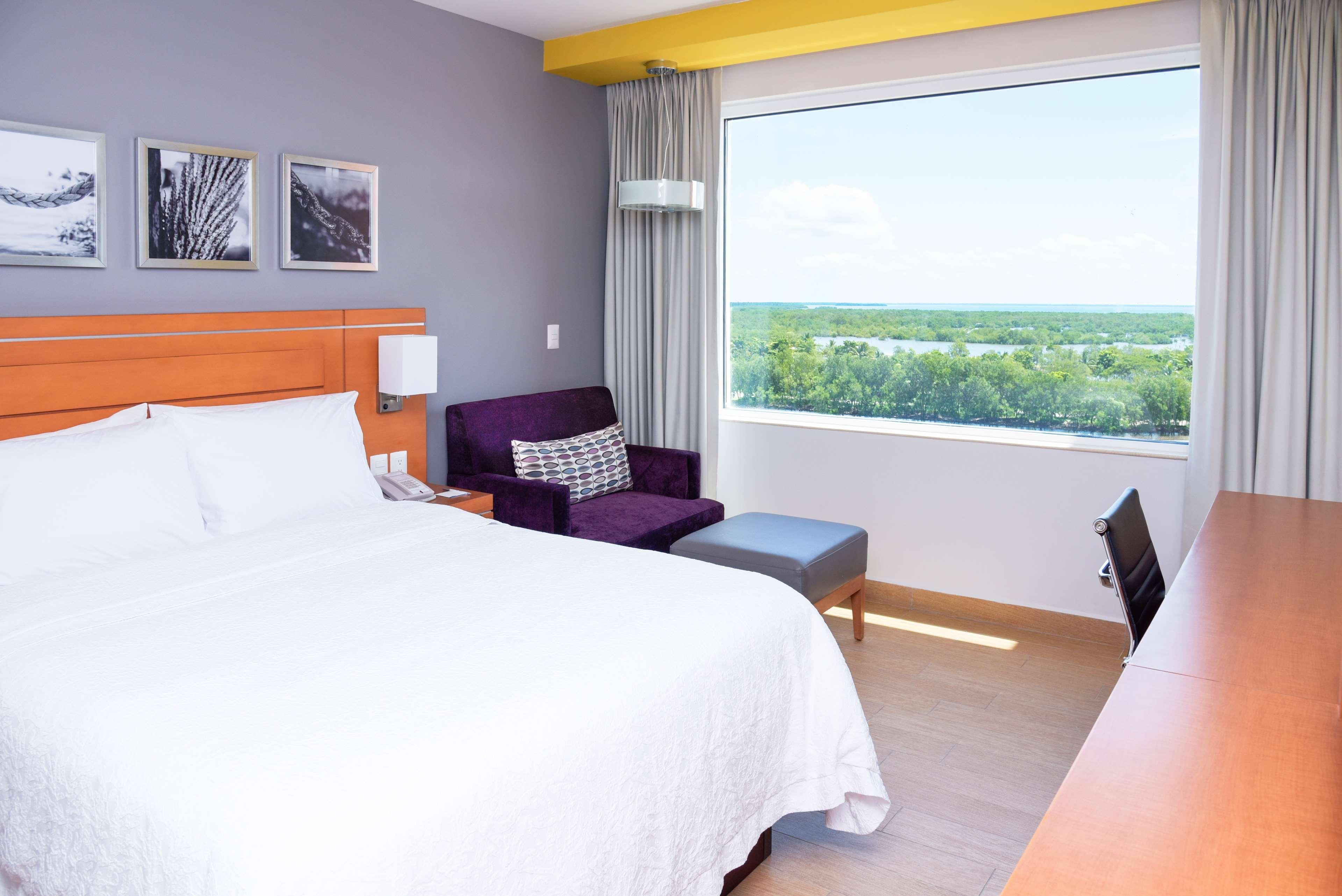 Hampton Inn & Suites By Hilton Paraíso Dış mekan fotoğraf