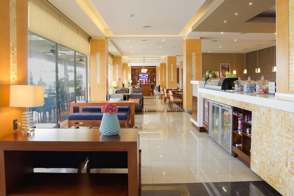 Hampton Inn & Suites By Hilton Paraíso Dış mekan fotoğraf