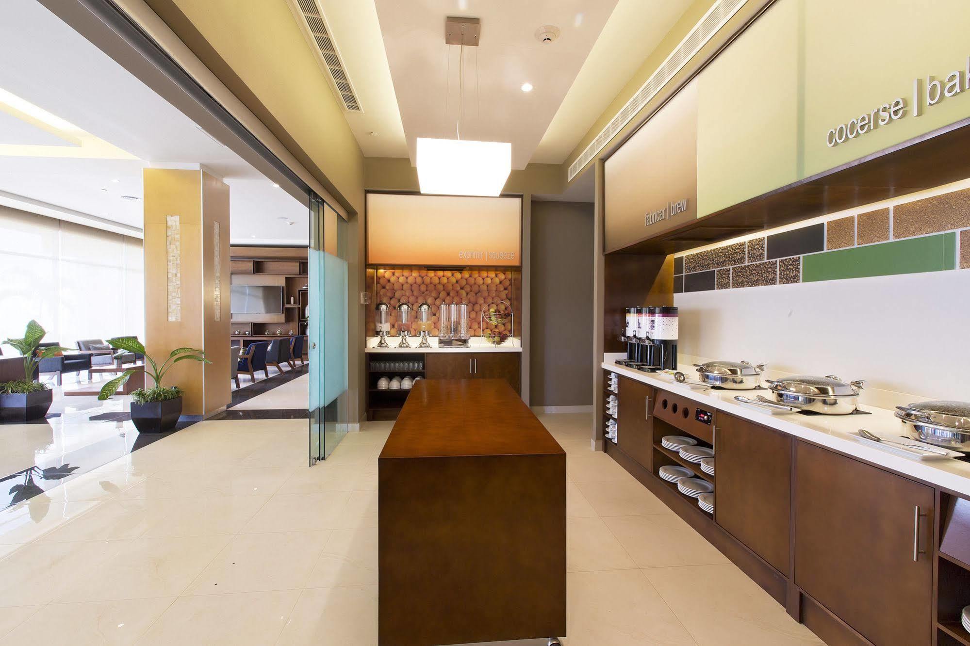 Hampton Inn & Suites By Hilton Paraíso Dış mekan fotoğraf